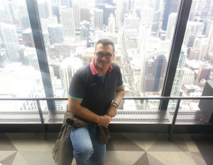 Jesús Monllaó a Hankok Tower, un imponent edifici de 100 pisos de Chicago