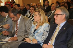 El president de l'ACM, ; la vicepresidenta del govern Joana Ortega i l'alcalde de Vila-seca, Josep Poblet. Foto: ACN