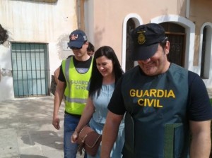 Detenció de la primera tinent d'alcalde Francisca Falguera. Foto J.Garcia