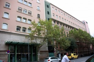 Façana de l'Hospital Clínic de Barcelona