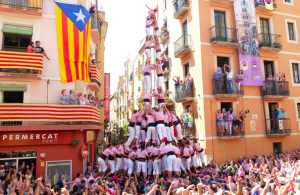 El 2 de 9 amb folre i manilles dels Xiquets de Tarragona. Foto: Paula Arbeloa