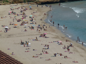 Una imatge de la platja del Miracle de Tarragona. Foto: Adrià Recasens / Tarragona21